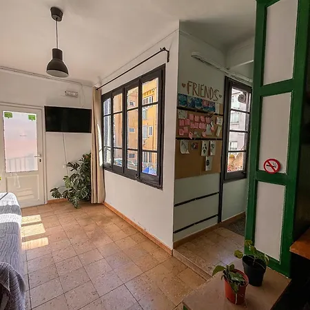 Tarragona Hostel *