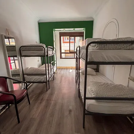 Tarragona Hostel * Tarragona
