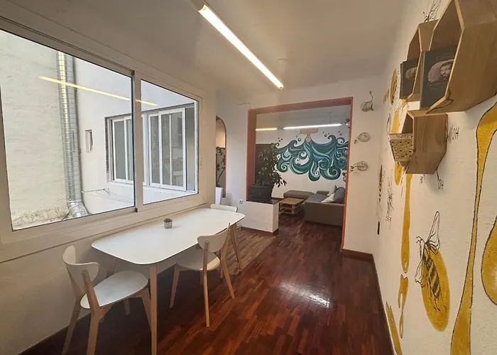 אכסניה Tarragona Hostel *
