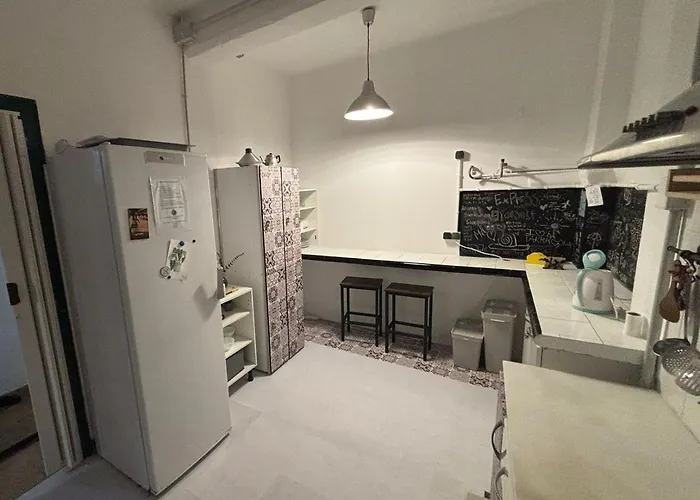 Tarragona Hostel טראגונה