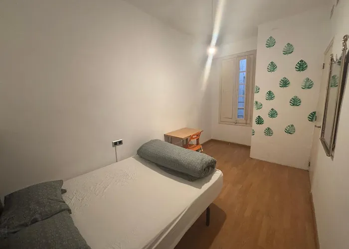 Tarragona Hostel אכסניה טראגונה