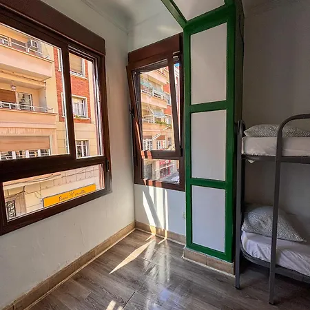 Tarragona Hostel * Ταραγόνα