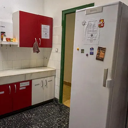 Tarragona Hostel بيت شباب تاراغونا