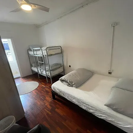 Tarragona Hostel *