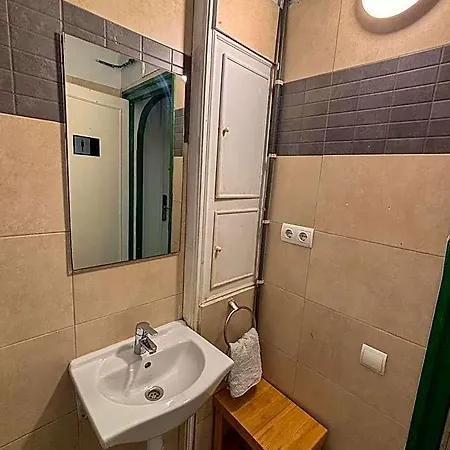 Tarragona Hostel * Tarragona