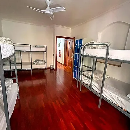 Tarragona Hostel Vandrerhjem *