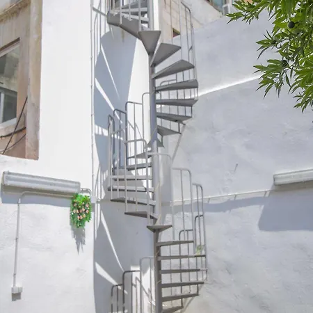 Tarragona Hostel * Ταραγόνα