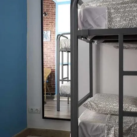Tarragona Hostel Hostal *