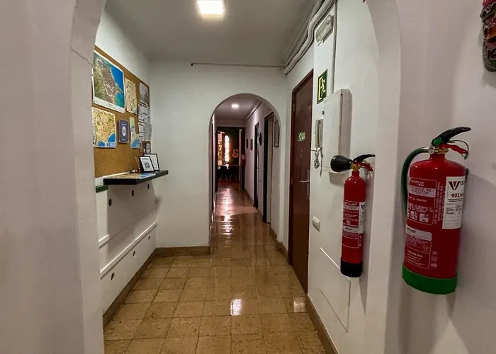 Tarragona Hostel *