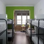 Albergue Tarragona Hostel *